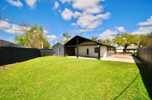 10610 Fleming Dr, Houston, TX, 77013-5430 | Card Image