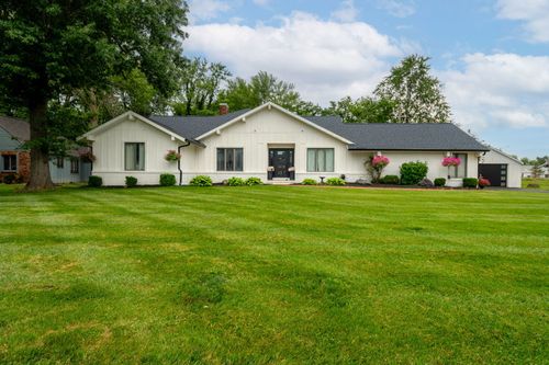 3302 W Lakeview Rd, Marion, IL, 62959-5527 | Card Image