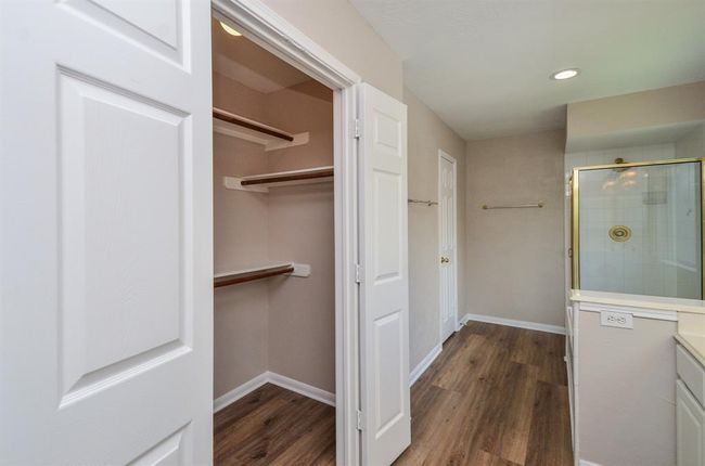 1501 Mulberry Ct, House other with 5 bedrooms, 4 bathrooms and 2 parking in Pearland TX | Image 18