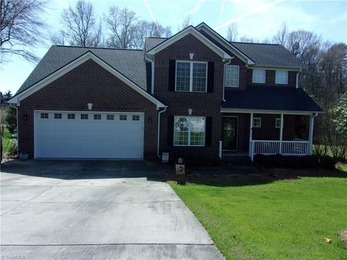 220 Alison Ln, Archdale, NC, 27263-3439 | Card Image
