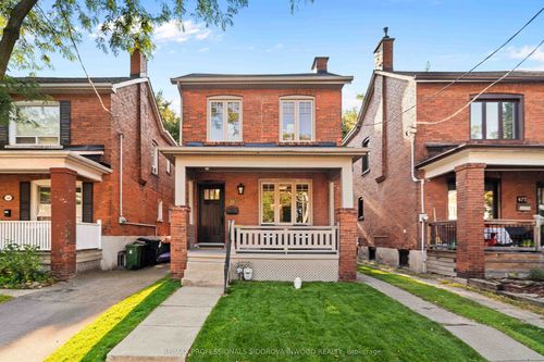 470 Runnymede Rd, Toronto, ON, M6S2Z3 | Card Image