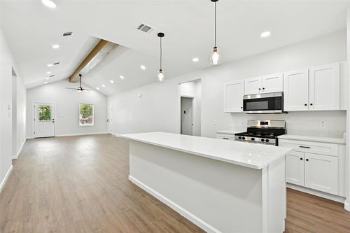 6105 Woodrow St, Texas City, TX, 77591-4155 | Card Image