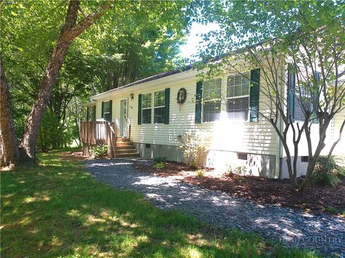 301 Tailor Made Ranch Rd, West Jefferson, NC, 28694-8454 | Card Image