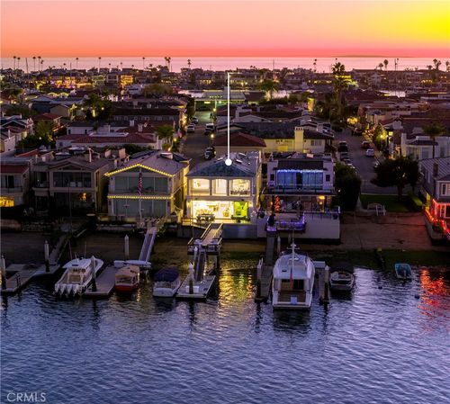 704 Via Lido Nord, Newport Beach, CA, 92663 | Card Image