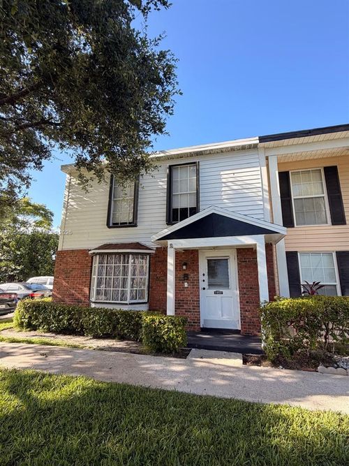 11858 Brier Patch Ct E, Wellington, FL, 33414-5972 | Card Image