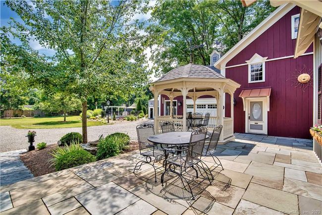 Main House Entry Patio Area | Image 20