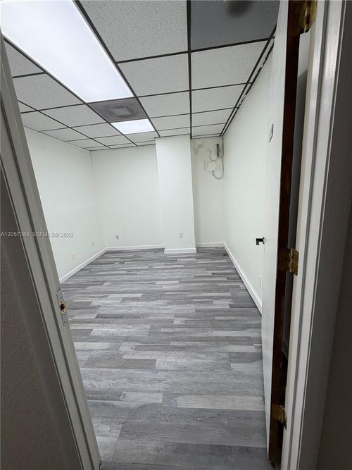 203h-8358 W Oakland Park Blvd, Sunrise, FL, 33351-7341 | Card Image