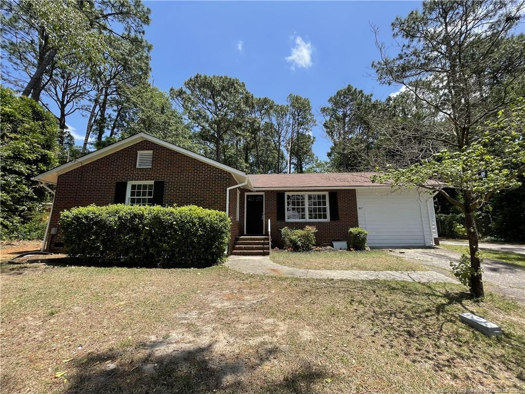 1817 Glenwick Drive, Sold in Fayetteville Zoocasa