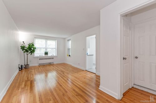 apt-1g-33 81st St, Jackson Heights, NY, 11372-1331 | Card Image