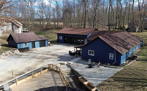 295 Lane 100a Lake Arrowhead, Hudson, IN, 46747-9787 | Card Image