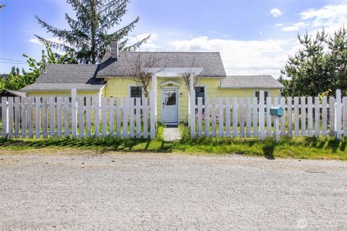 835 J St, Port Townsend, WA, 98368-5113 | Card Image