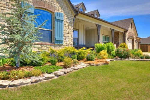 1813 45th Pl, Sand Springs, OK, 74063-7059 | Card Image