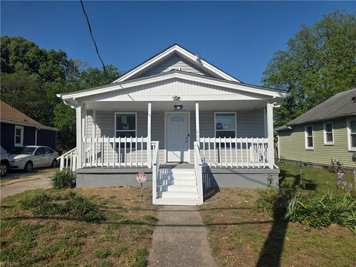624 Celey St, Hampton, VA, 23661-2004 | Card Image