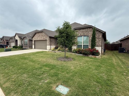 137 Constitution Dr, Joshua, TX, 76058-4655 | Card Image