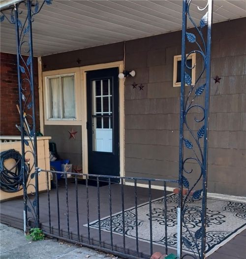 105 19th St, Sharpsburg, PA, 15215-2701 | Card Image