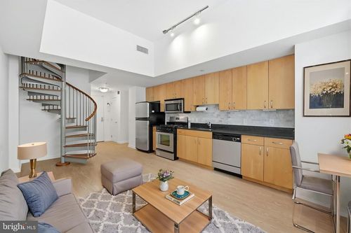 105-440 L St Nw, WASHINGTON, DC, 20001-2568 | Card Image