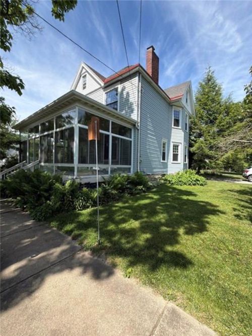 46 Elwyn Ave, Carnegie, PA, 15106-1470 | Card Image