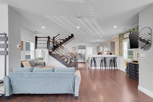 17 Lake Plymouth Blvd, Plymouth, CT, 06782-2512 | Card Image