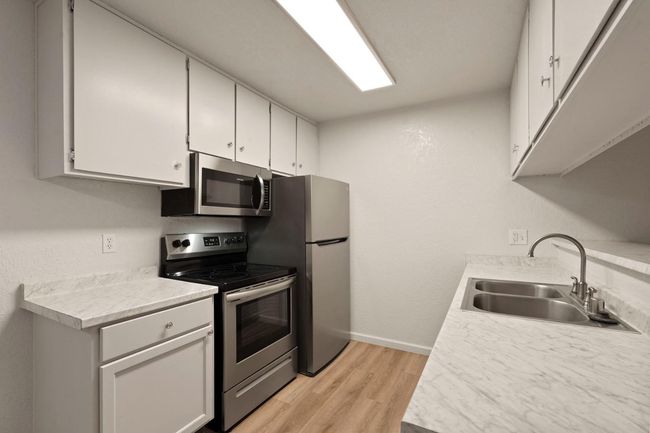 APT-9 - 2524 Winchester Dr, Condo with 2 bedrooms, 1 bathrooms and null parking in Lodi CA | Image 7