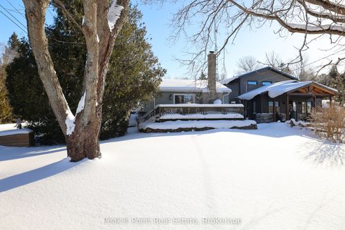 55 Marina Ave, Sauble Beach, ON, N0H2G0 | Card Image