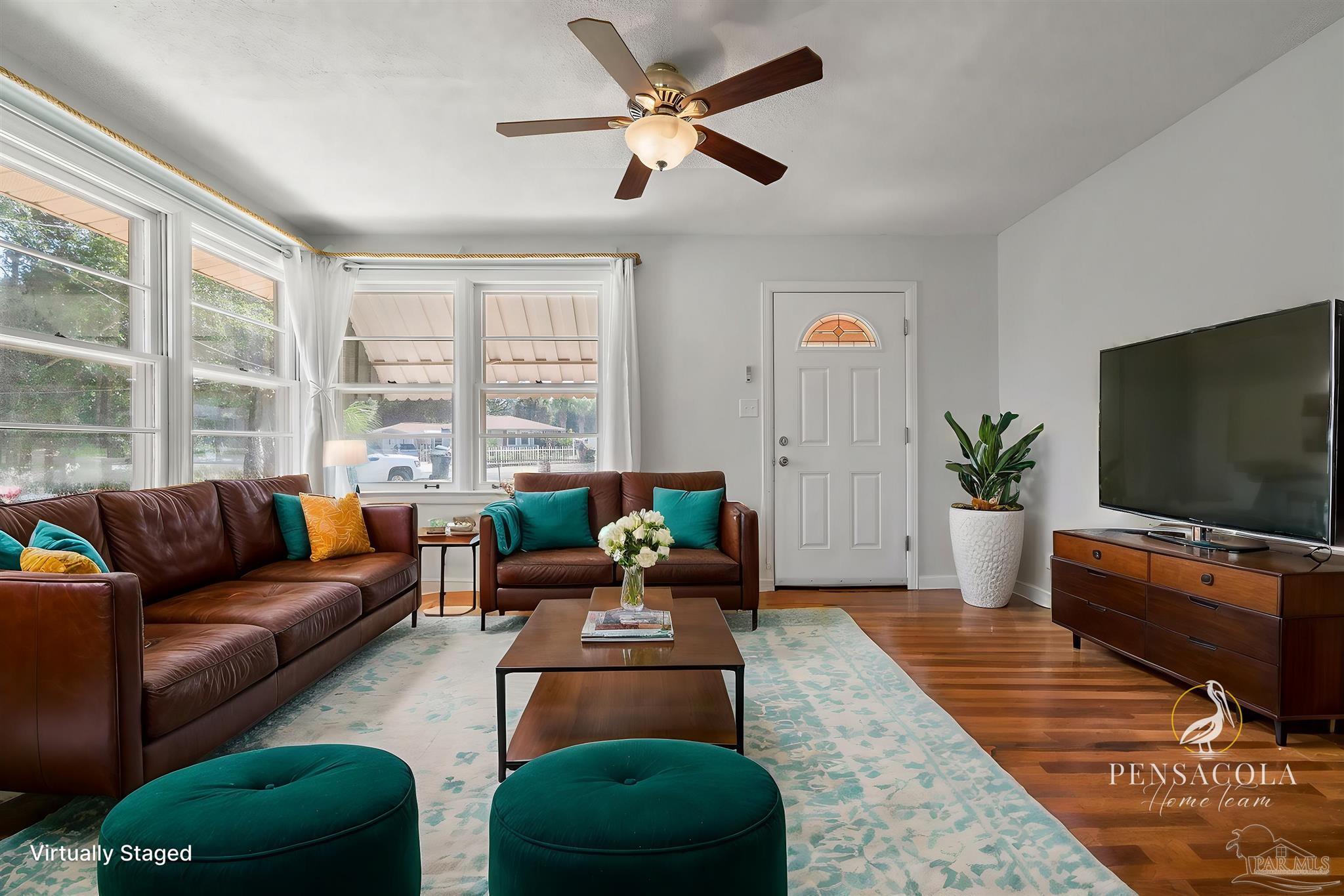 Rue Max St, Pensacola, FL 32507