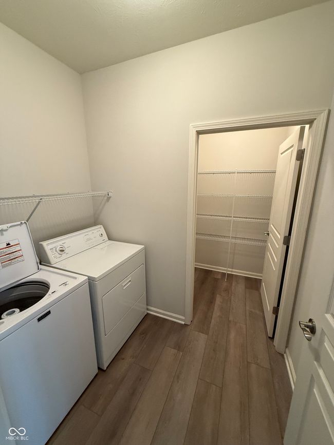 Laundry Room | Image 35