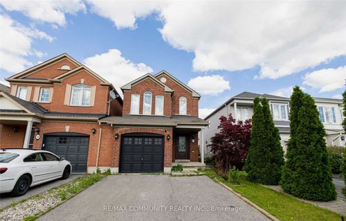 55 Longueuil Pl, Whitby, ON, L1R3G9 | Card Image