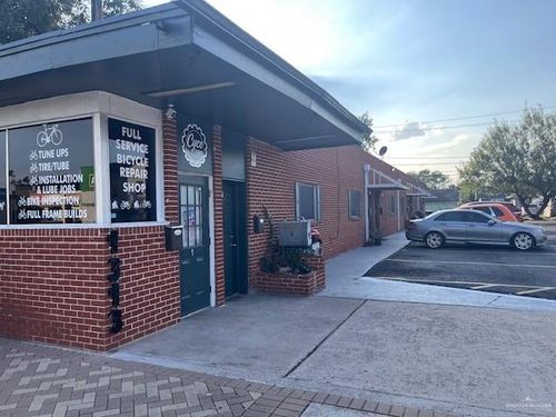 1313 N Conway Ave, Mission, TX, 78572-4061 | Card Image