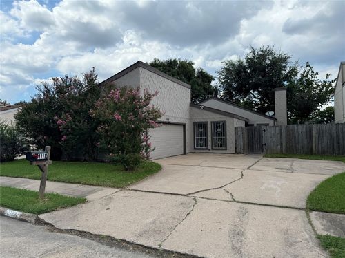 11110 Petworth Dr, Houston, TX, 77072-1934 | Card Image