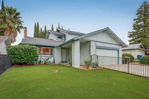 3641 Kodiak Way, Antelope, CA, 95843-2313 | Card Image