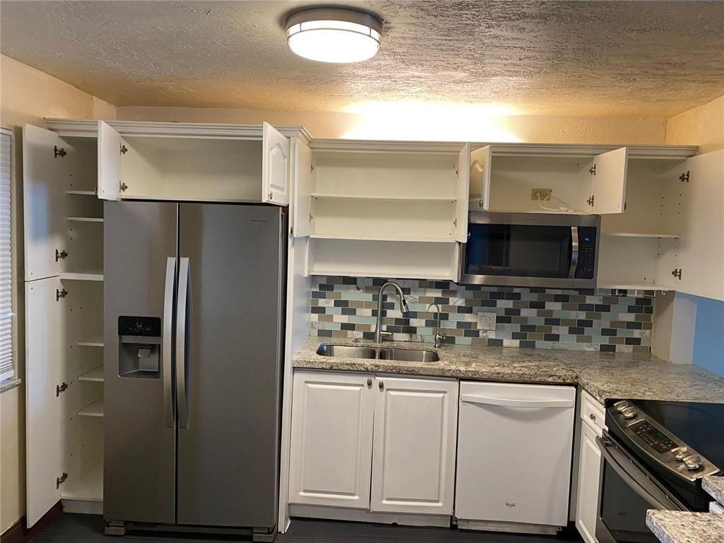 Residential Lease in Weston 3