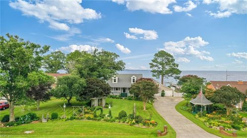 188 Baxter Estates Rd, Moyock, NC, 27958-9041 | Card Image