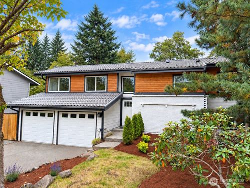 17312 9th Ave Ne, Shoreline, WA, 98155-5035 | Card Image