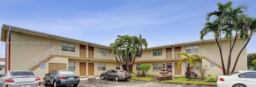 8-111 Se 4th Ave, Hallandale Beach, FL, 33009-5533 | Card Image