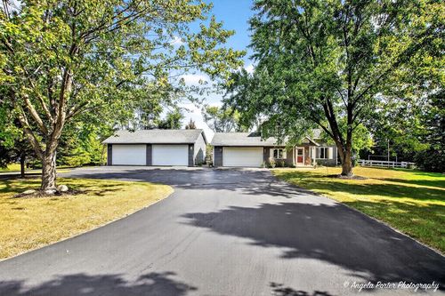 1408 Pond Rd, Twin Lakes, WI, 53181-9137 | Card Image