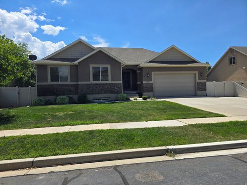 2208 E 450 S, Spanish Fork, UT, 84660-5831 | Card Image