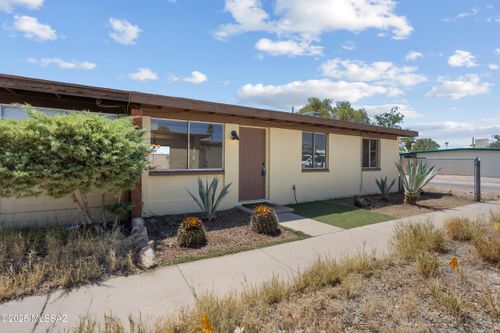 3994 S Evergreen Ave, Tucson, AZ, 85730-3903 | Card Image