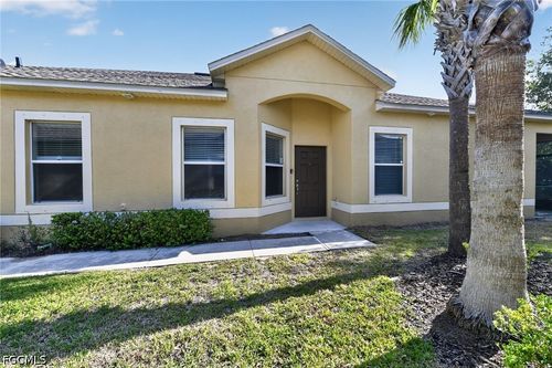 1717 Trailwater St, Ruskin, FL, 33570-8084 | Card Image