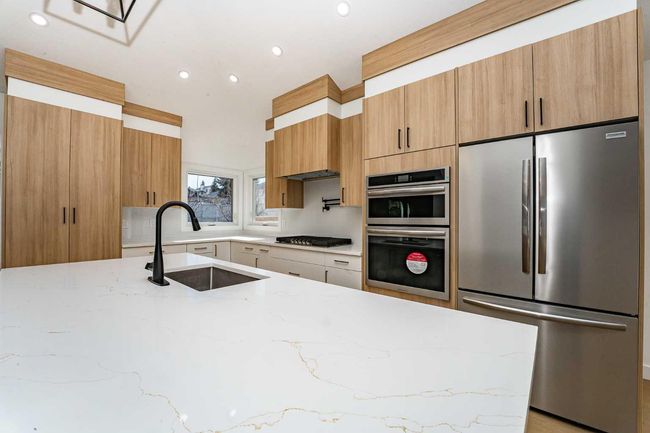135 Sandringham Rd Nw, House other with 4 bedrooms, 4 bathrooms and 4 parking in Calgary AB | Image 29