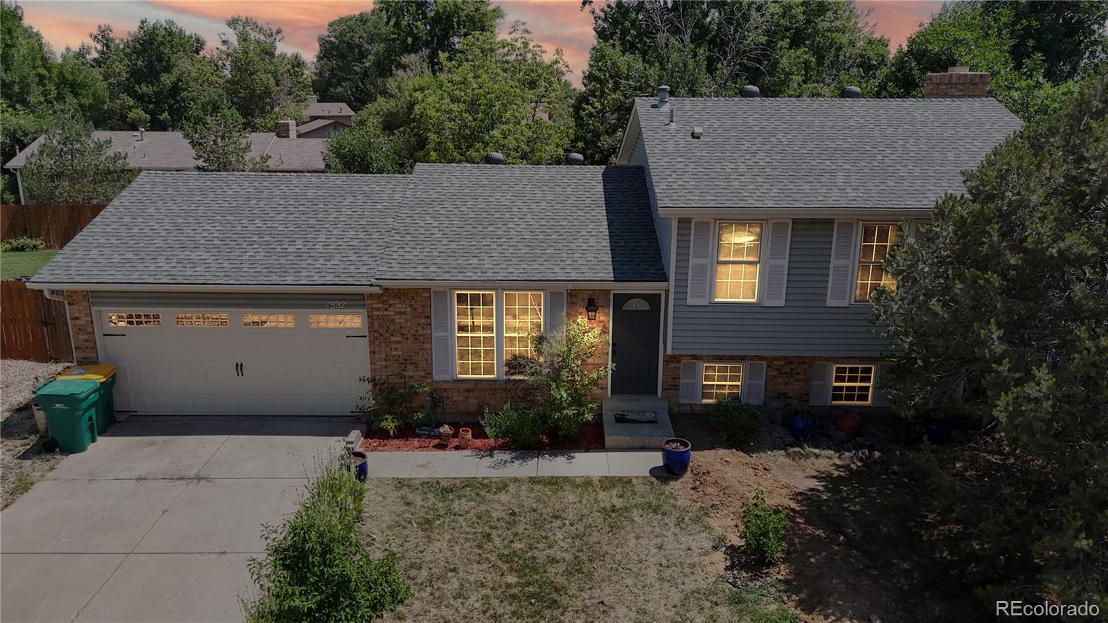 Star Cir, Littleton, CO 80128