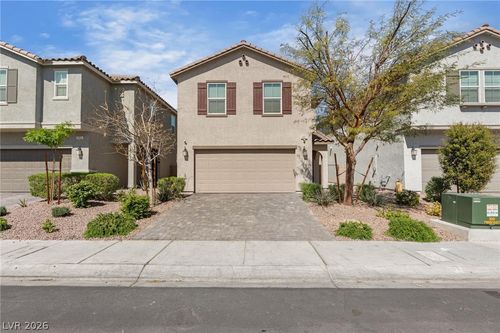 2951 Saltillo Ln, Las Vegas, NV, 89121-2524 | Card Image
