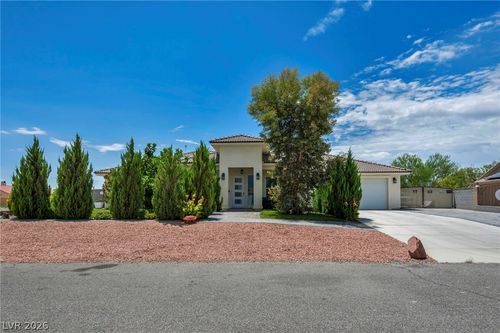 6680 Greenbriar Ct, Pahrump, NV, 89061-7774 | Card Image