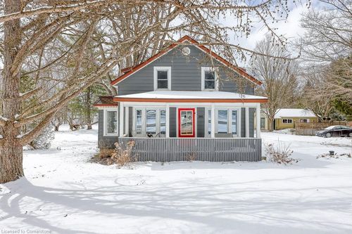 395 Holmes St, Clinton, ON, N0M1L0 | Card Image