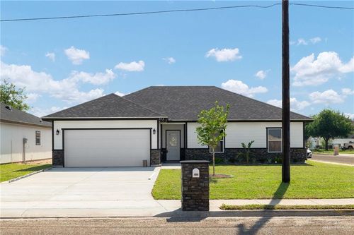 212 N Los Ebanos Blvd, Mission, TX, 78573-1546 | Card Image