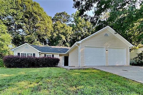 2890 Williams Farm Dr, Dacula, GA, 30019-1568 | Card Image