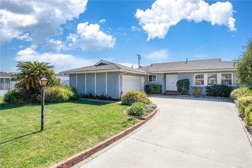 230 Stevens, La Habra, CA, 90631 | Card Image