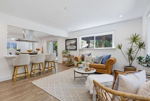 3121 Boundary St, San Diego, CA, 92104-4702 | Card Image