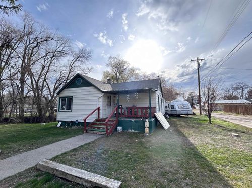 705 N Davis St, Jerome, ID, 83338-2031 | Card Image