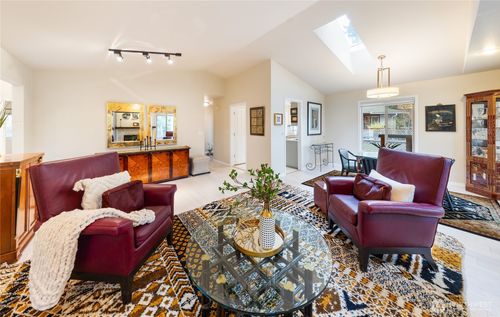 2110 Creekside Cir, Anacortes, WA, 98221-2461 | Card Image