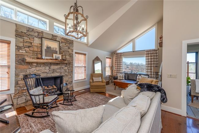 Fireplace | Image 10